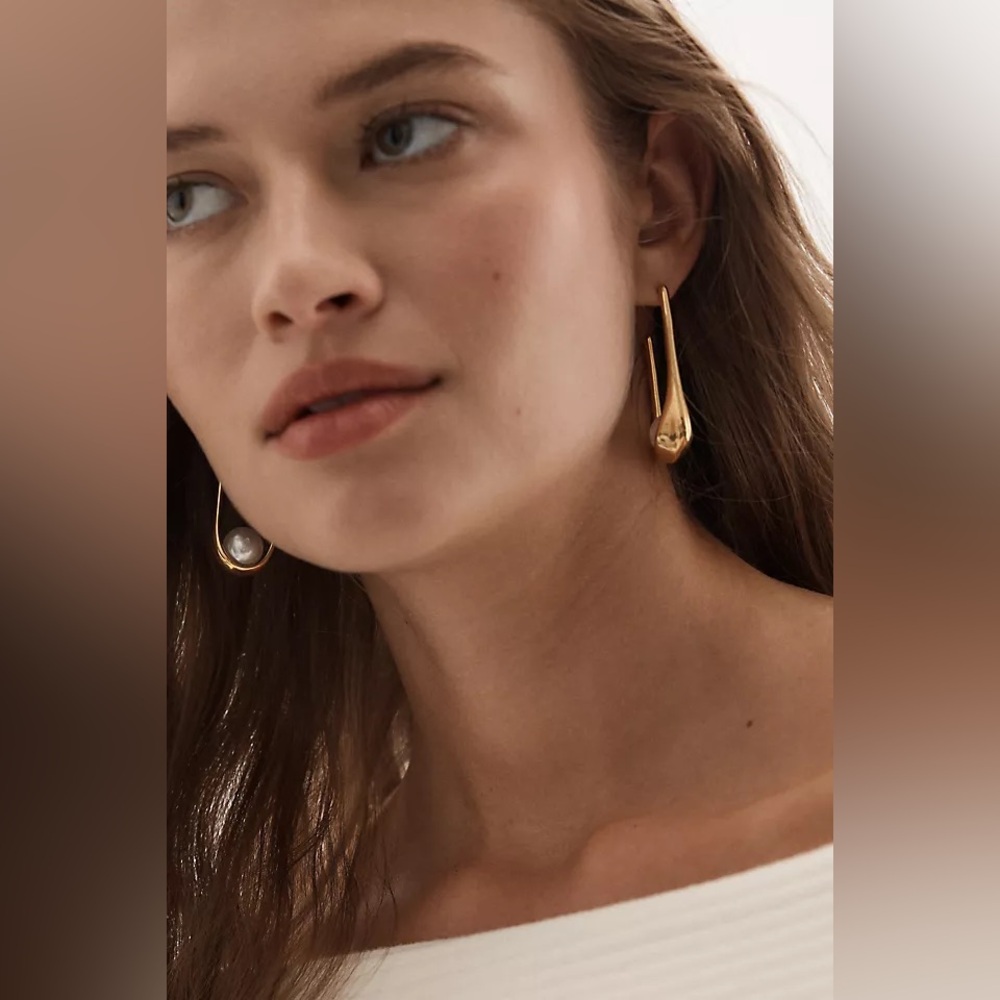 New Anthropologie Pearl Vintage Hoop Earrings - Picture 12 of 16